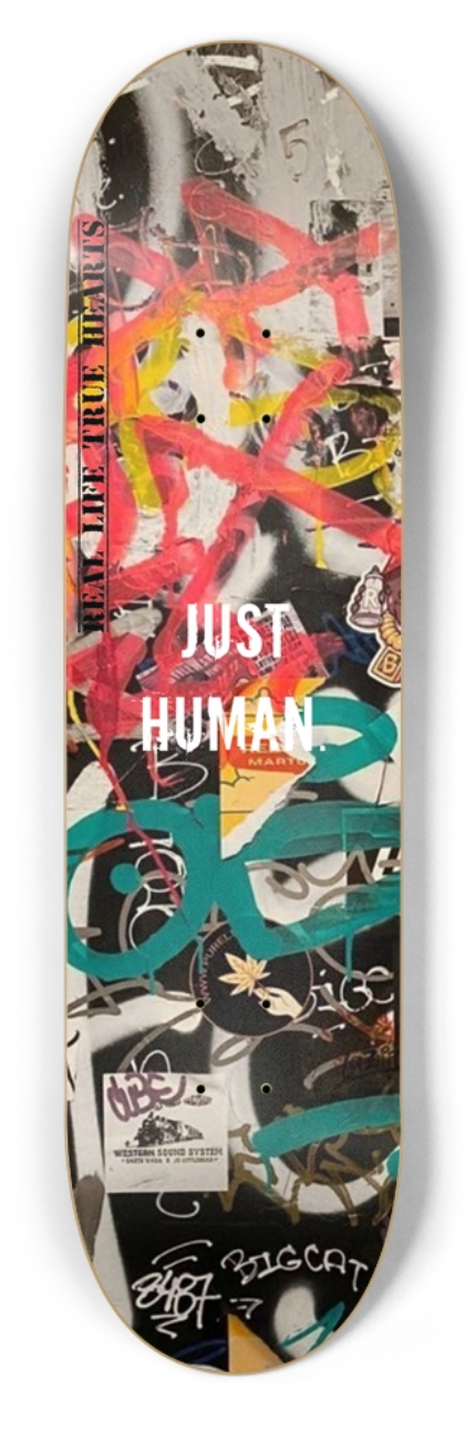 High-performance skateboard featuring a lightweight bamboo-carbon hybrid core, engineered for more pop, durability and control. super affordable skateboard deck.