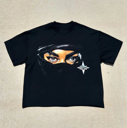 Sharp eyes tee
